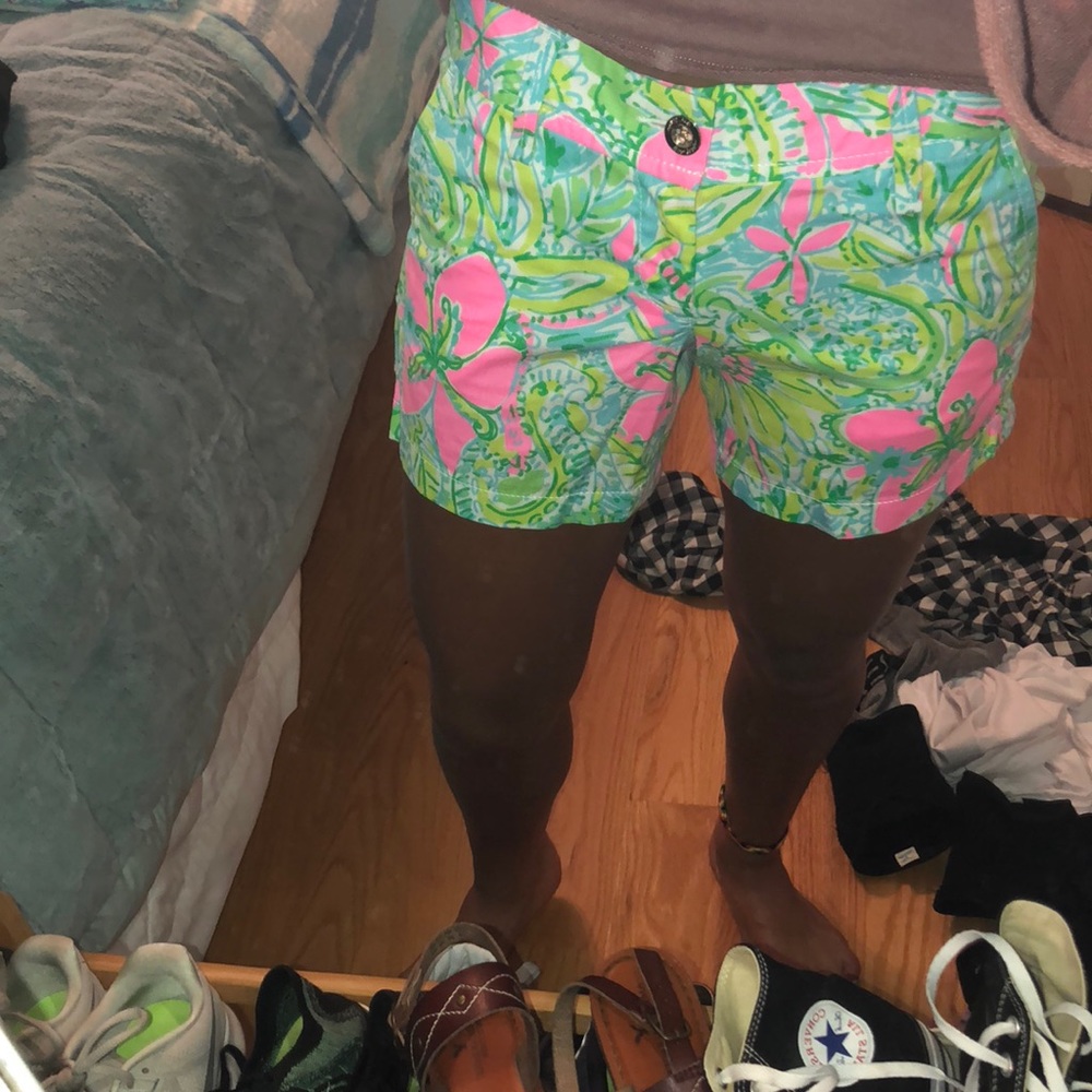 Lilly Pulitzer shorts. Size 0